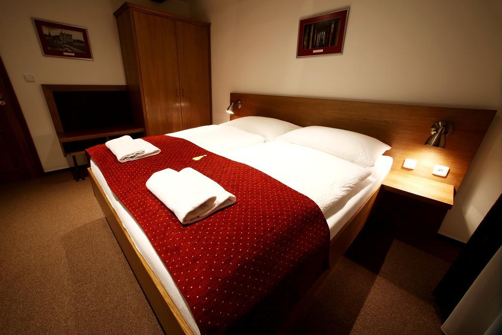 Apartments&Suites Žlutá Hruška Plzeň Extérieur photo