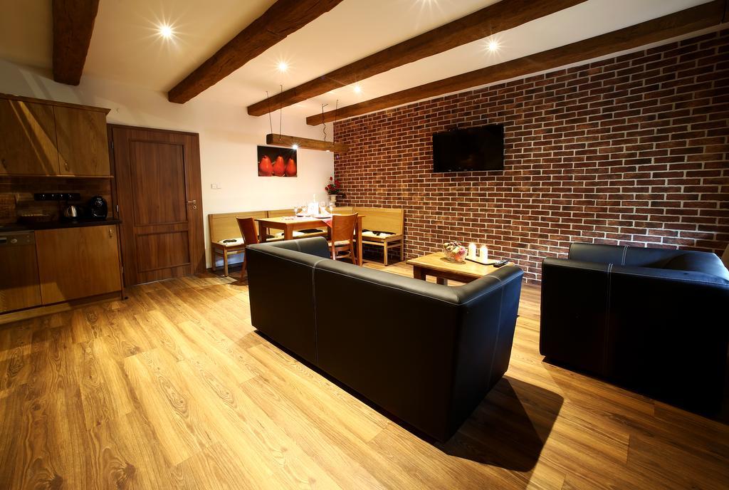 Apartments&Suites Žlutá Hruška Plzeň Extérieur photo