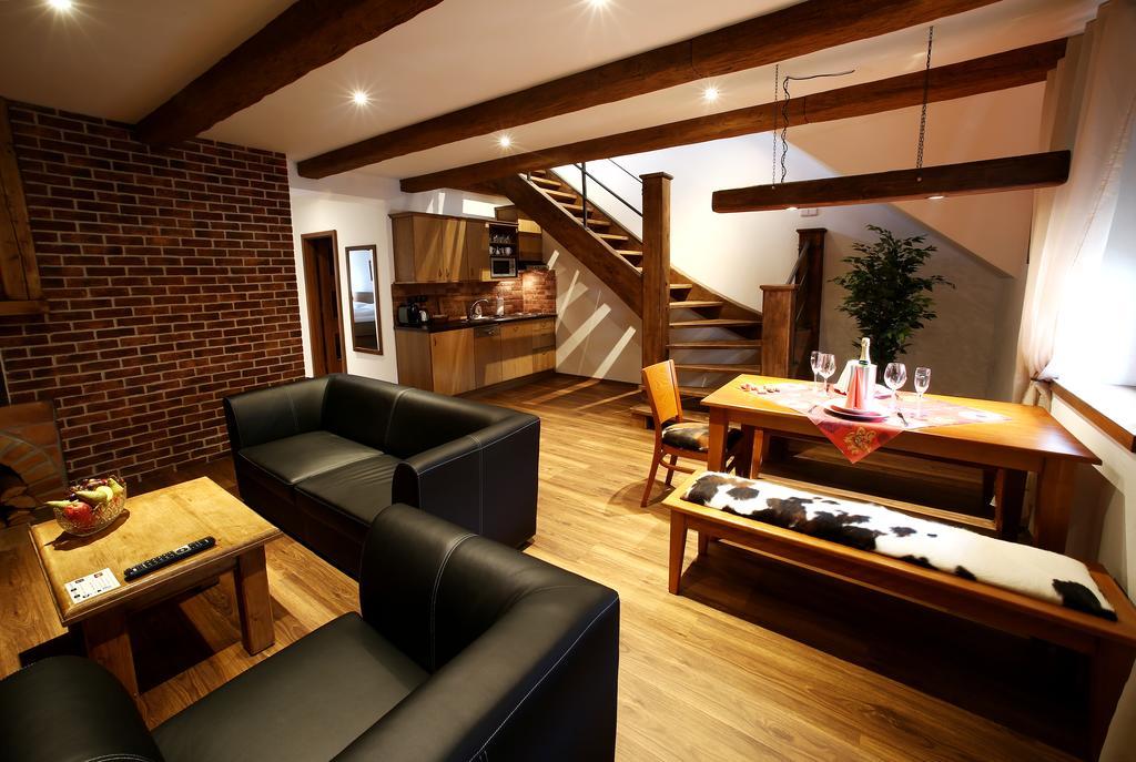 Apartments&Suites Žlutá Hruška Plzeň Extérieur photo
